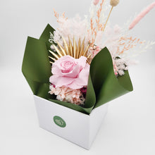 Load image into Gallery viewer, Baby Dried Flower Arrangements - Pink - Sydney Only
